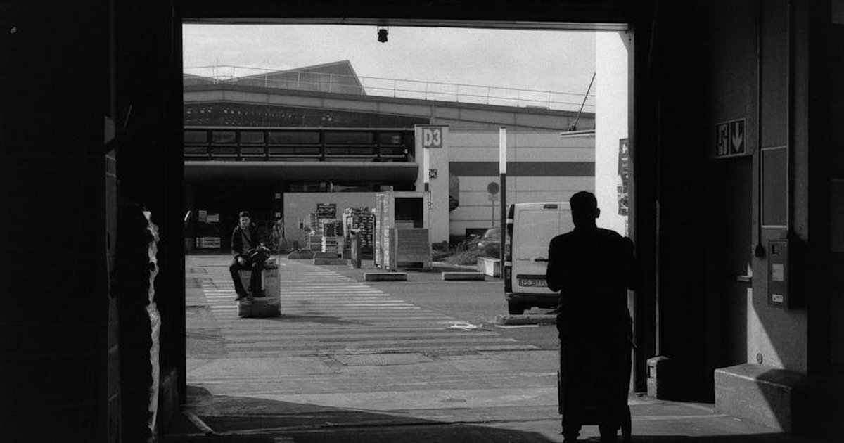Black and white view of an industrial area in a French city.