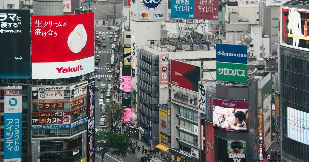 神戸市中央区中山手通で遺体発見｜冷凍庫の謎とは