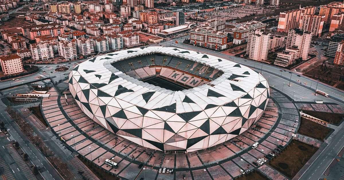 W杯スペイン対オーストリア激突！放送時間と見どころは？